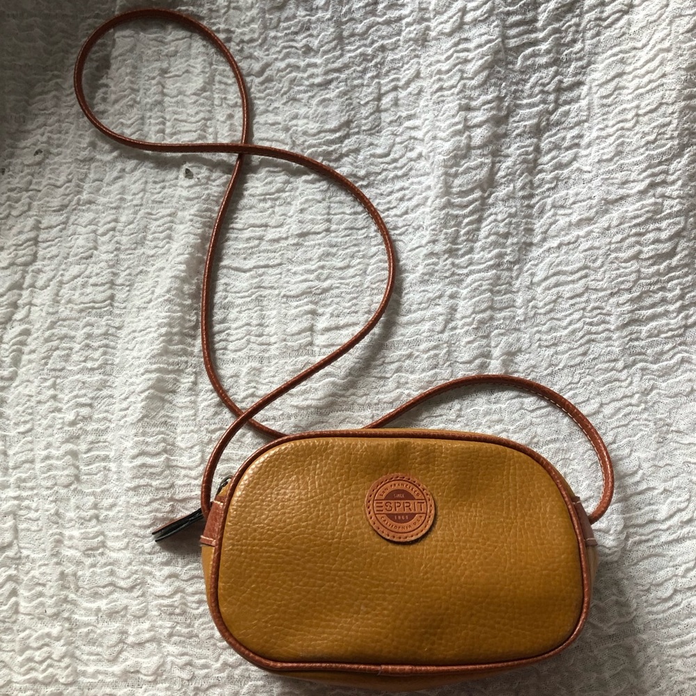 Vintage mustard yellow crossbody